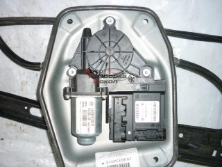 Моторчик стеклоподъемника VW Passat (B6) 2005-2010 20667 1K0959701M
