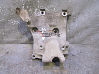 Кронштейн генератора Nissan Primera P11E 1996-2002 76475 11910BM700