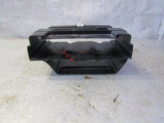 Кронштейн (сопут. товар) VW Touareg 2002-2010 77085 7L0927131D