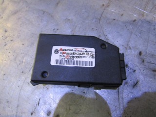 Блок электронный VW Touareg 2002-2010 78055 7L6919879A