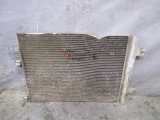 Радиатор кондиционера (конденсер) Renault Duster 2012-2021 78918 921007794R