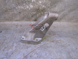 Кронштейн двигателя левый Mercedes Benz W203 2000-2006 88722 A1112231604