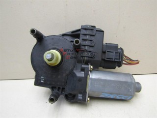 Моторчик стеклоподъемника Audi A4 (B5) 1994-2002 135362 8D0959802F