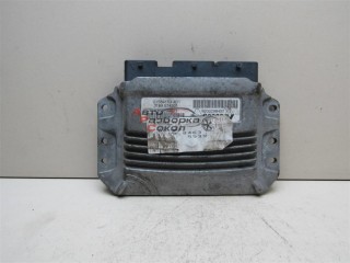 Блок управления двигателем Renault Megane II 2002-2009 152141 8200298457