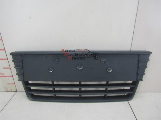 Решетка в бампер центральная Ford Focus III 2011-нв 174330 1718734
