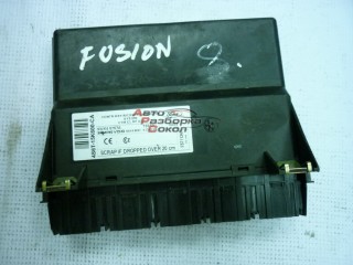Блок управления центральным замком Ford Fusion 2002-2012 7093 4S6T15K600CA