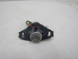 Вставка замка багажника Toyota Corolla E12 2001-2006 223058 6905502080