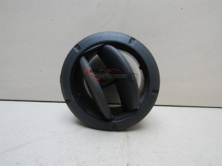 Дефлектор воздушный Renault Duster 2012-2021 228483 687601005R