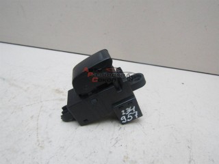 Кнопка стеклоподъемника Nissan Primera P12E 2002-2007 234957 25411AV600