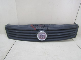 Решетка радиатора Fiat Albea 2003-2012 235462 735395710