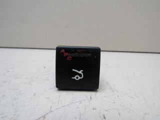 Кнопка открывания багажника Peugeot 408 2012-нв 236612 98006208XT