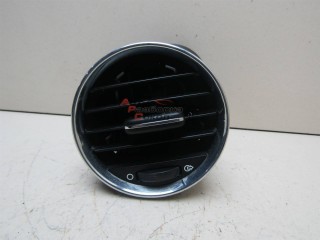 Дефлектор воздушный Peugeot 408 2012-нв 236686 8265CP