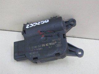Моторчик заслонки печки Seat Alhambra 1996-2001 239290 1K1907511E