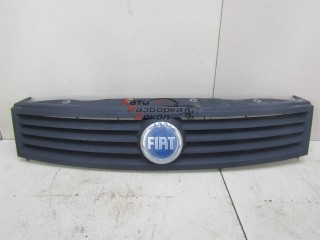 Решетка радиатора Fiat Albea 2003-2012 239558 735403942