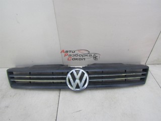 Решетка радиатора VW Jetta 2011-нв 239697 5C6853651QWA