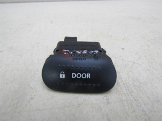 Кнопка центрального замка Nissan Almera Classic (B10) 2006-2013 239832 2521095F0A
