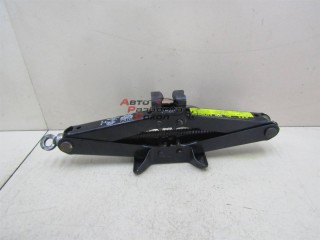 Домкрат Toyota Yaris 2005-2011 241099 0911105010
