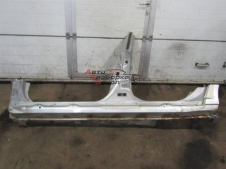 Порог левый Toyota Avensis II 2003-2008 241180