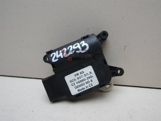 Моторчик заслонки печки VW Tiguan 2011-2016 242293 3C0907511R