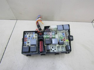 Блок предохранителей Ford Kuga 2012-2019 243587 AV6T14A067AC