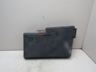 Крышка блока предохранителей Ford Focus III 2011-2019 243758 AV6T14A076AB