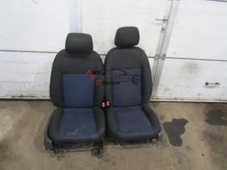 Сиденья к-кт Ford Focus II 2005-2008 245175
