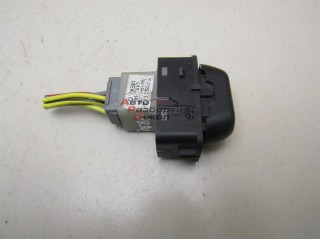 Кнопка стеклоподъемника Ford Maverick 2001-2006 138303 4671011