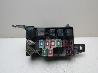 Блок предохранителей Mitsubishi L200 (K6,K7) 1996-2006 251019 MB818621