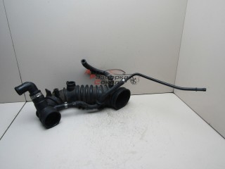 Патрубок воздушного фильтра VW Passat (B5) 1996-2000 252351 058133356P