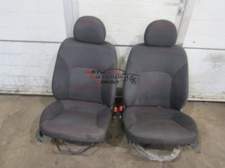 Сиденья к-кт Fiat Albea 2003-2012 252604