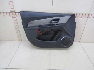 Обшивка двери передней левой Chevrolet Cruze 2009-2016 252871 95388304