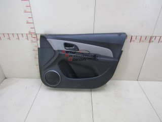 Обшивка двери передней правой Chevrolet Cruze 2009-2016 252872 95388308
