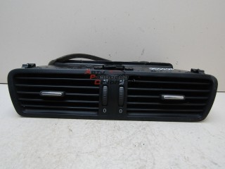 Дефлектор воздушный VW Passat (B6) 2005-2010 253596 3C1819728E1QB Дефлектор воздушный VW Passat (B6) 2005-2010 253596 3C1819728E1QB