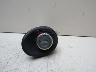 Вставка замка багажника Renault Sandero 2009-2014 253967_753372 6001550790