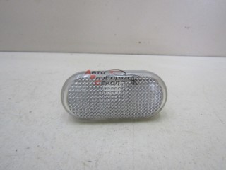 Повторитель на крыло белый Renault Logan 2005-2014 254193_757160 8200257684