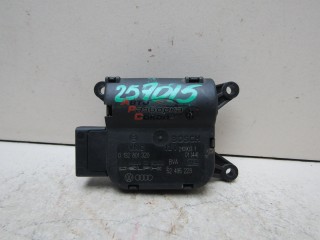 Моторчик заслонки печки Audi Q7 2005-2015 257015_710292 7L0907511AL Моторчик заслонки печки Audi Q7 2005-2015 257015_710292 7L0907511AL