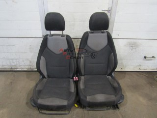 Сиденья к-кт Peugeot 308 2007-2015 257859 Сиденья к-кт Peugeot 308 2007-2015 257859