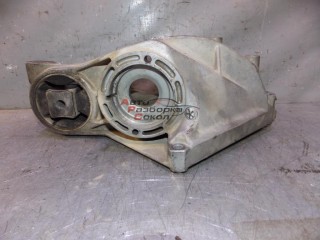 Кронштейн промежуточного вала Mercedes Benz Vito (638) 1996-2003 55620 6112220009