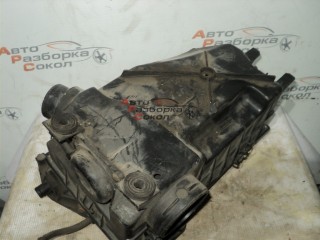 Корпус воздушного фильтра VW Passat (B3) 1988-1993 11089 051133837A