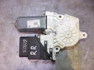 Моторчик стеклоподъемника VW Golf VI 2009-2012 60923 1K0959704AL