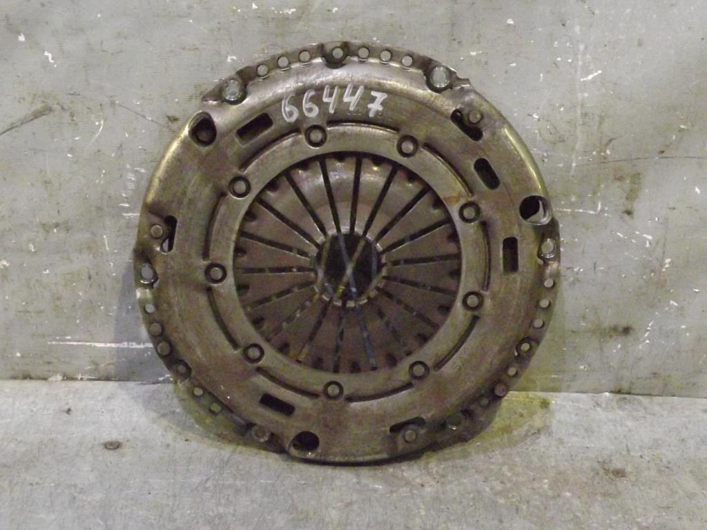 Корзина сцепления VW Passat (B7) 2011-2015 03C141025G