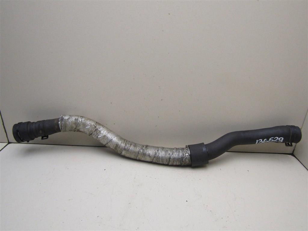 Патрубок VW Passat (B6) 2005-2010 3C0122073EG