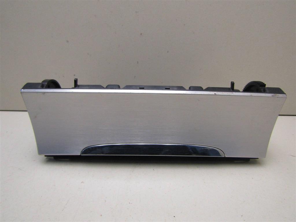 Пепельница передняя VW Passat (B6) 2005-2010 3C0857961G