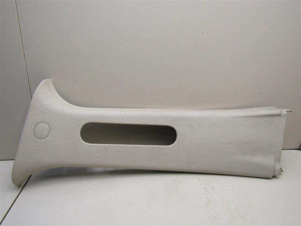 Обшивка стойки Ford Maverick 2001-2006 4643313