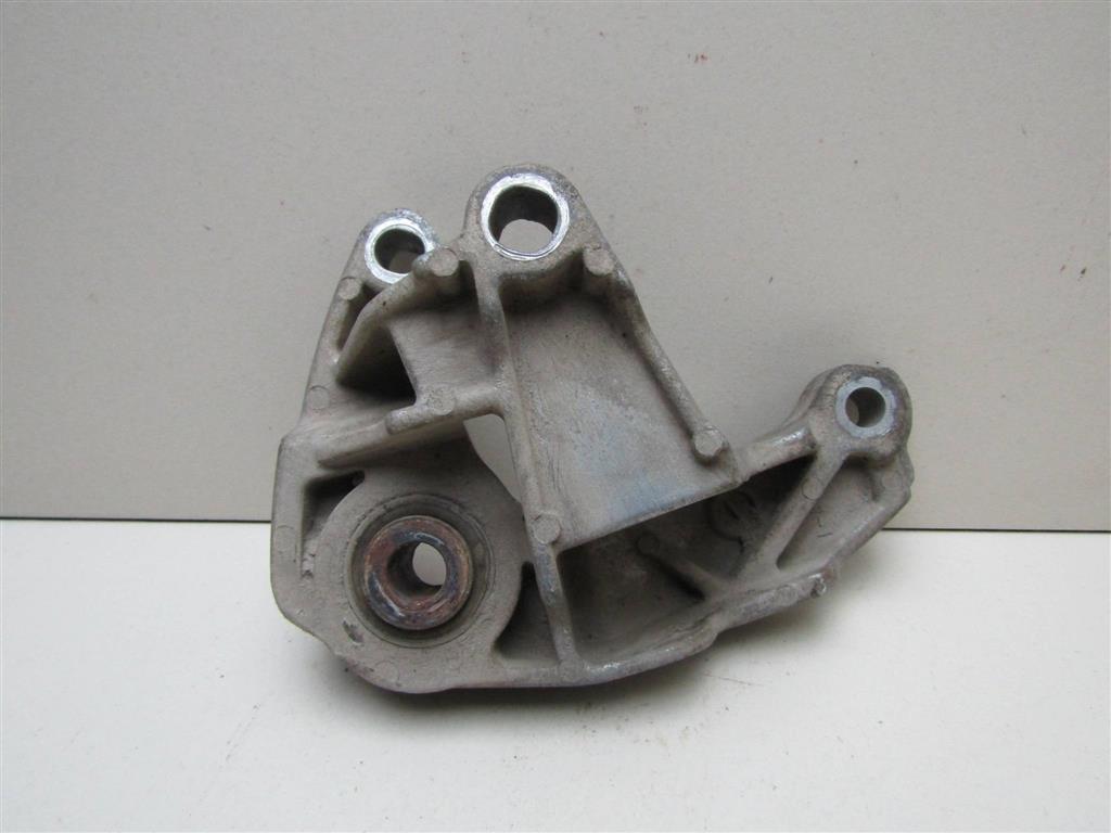 Кронштейн двигателя Mazda Mazda 3 (BK) 2002-2009 BP4K39010B