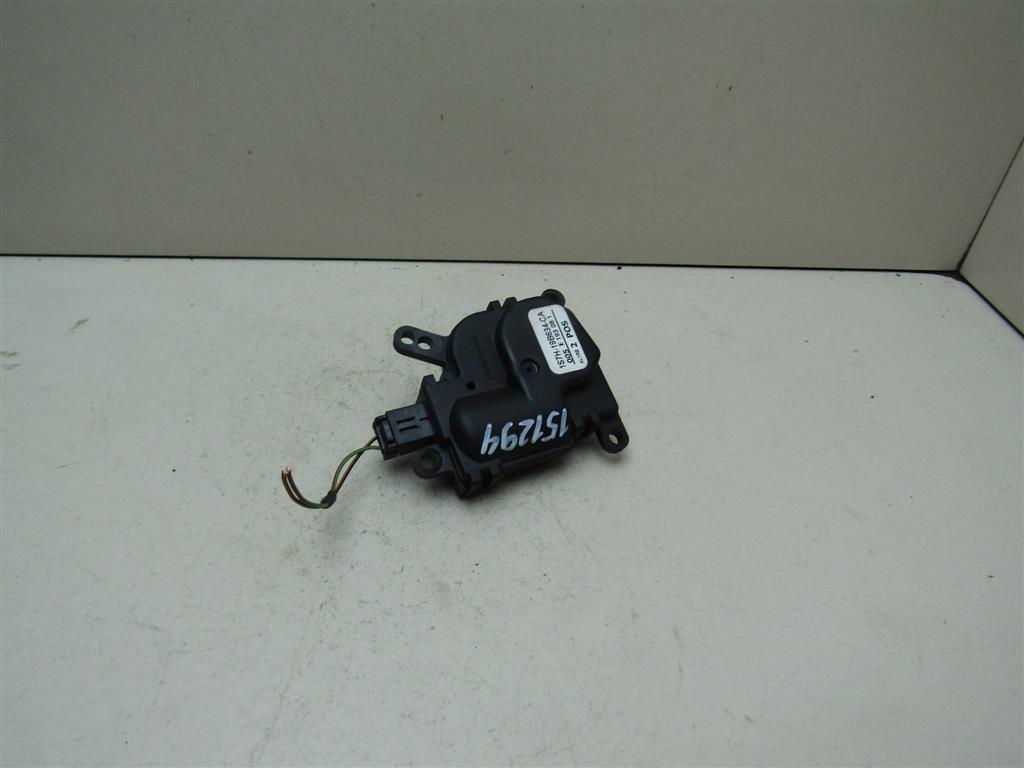 Моторчик заслонки печки Ford Fusion 2002-2012 1144030