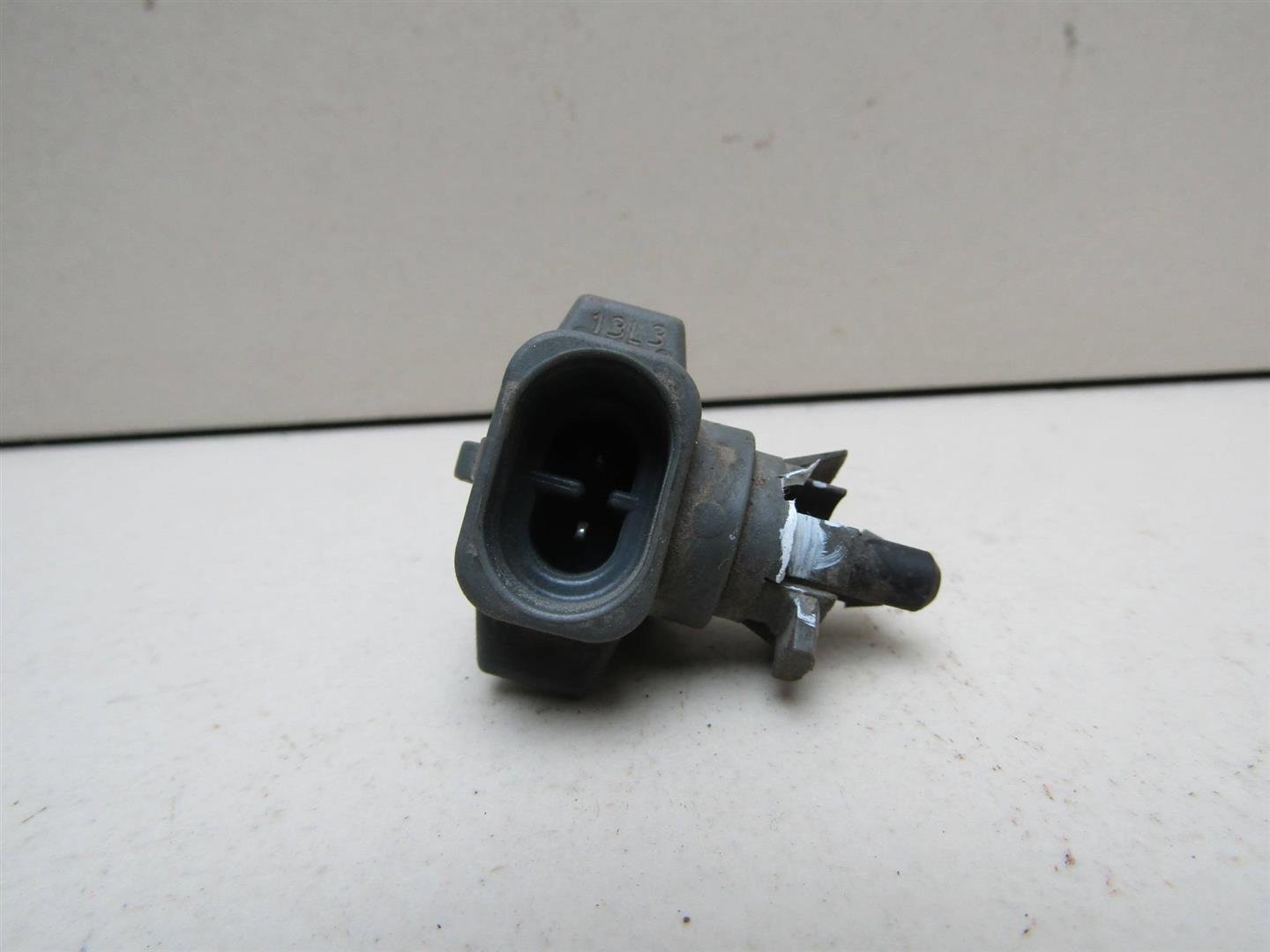 Датчик температуры воздуха Chevrolet Trail Blazer 2001-2010 15035786