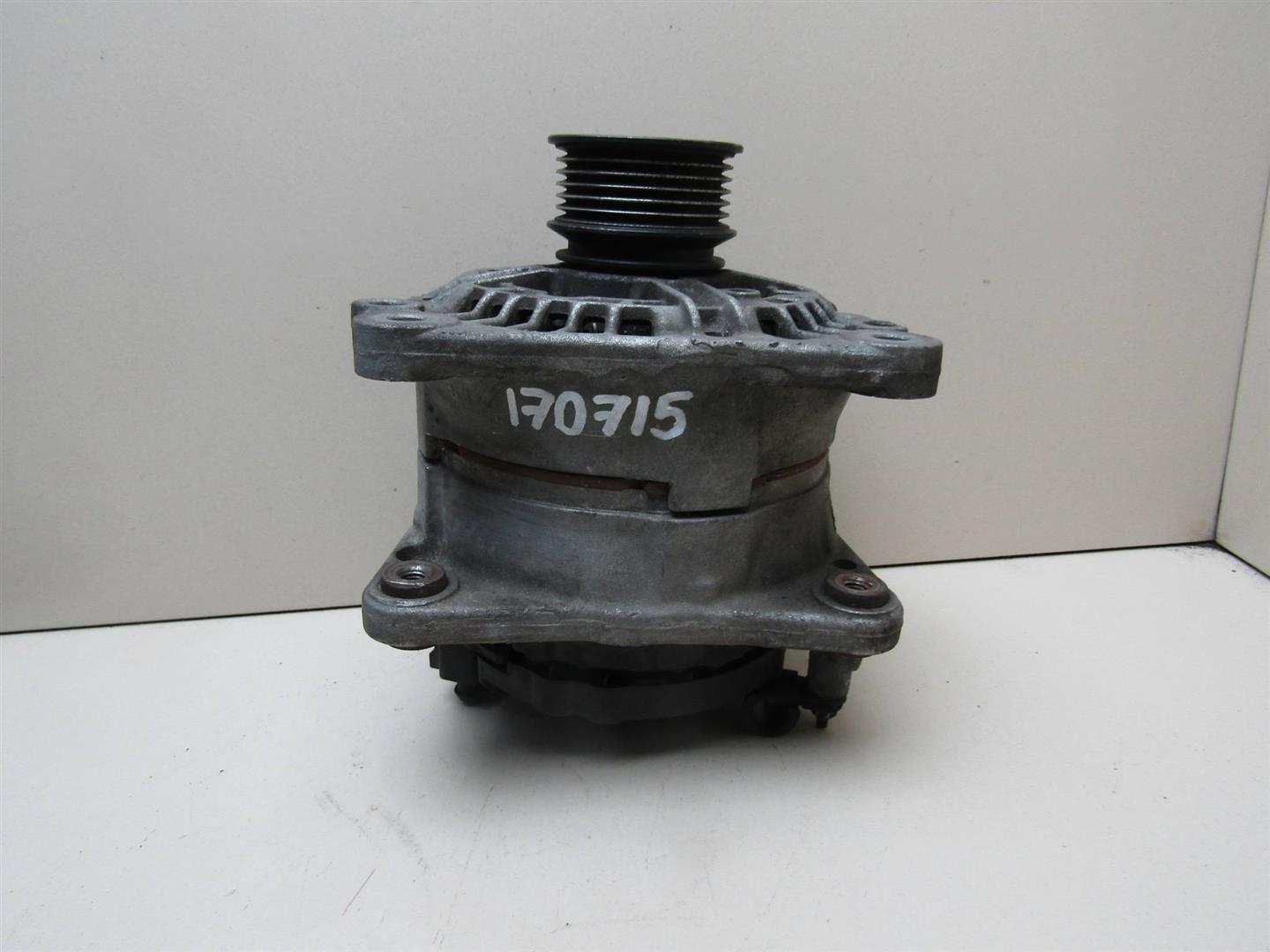 Генератор VW Golf IV \Bora 1997-2005 028903028D
