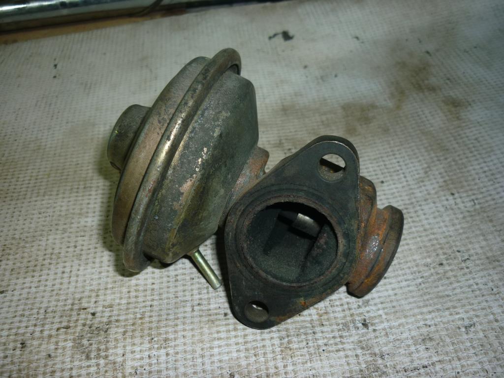 Клапан рециркуляции выхлопных газов Ford Transit 1994-2000 954F9D475BA