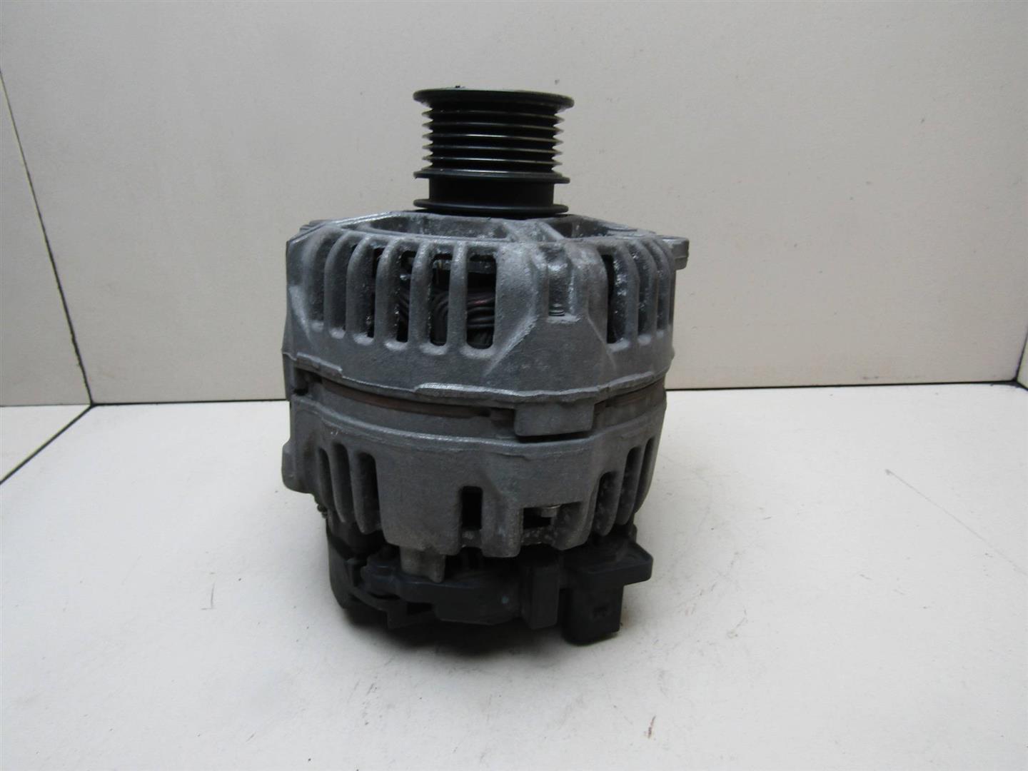 Генератор Seat Ibiza III 1999-2002 037903025M